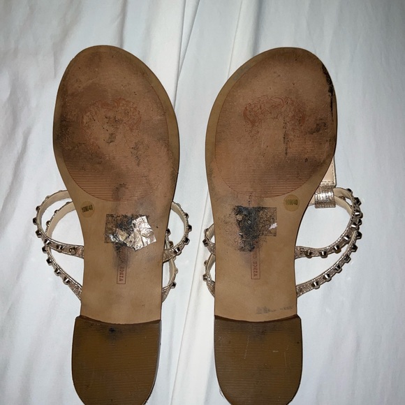 Vince Camuto sandals - Picture 2 of 5